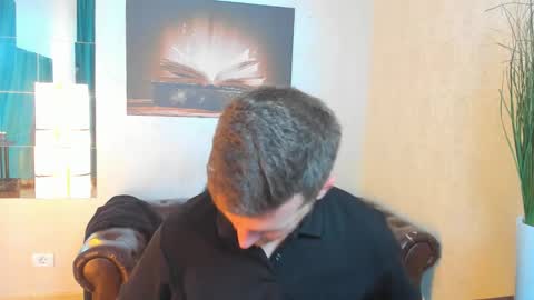 IkerGale online show from October 20, 10:27 am