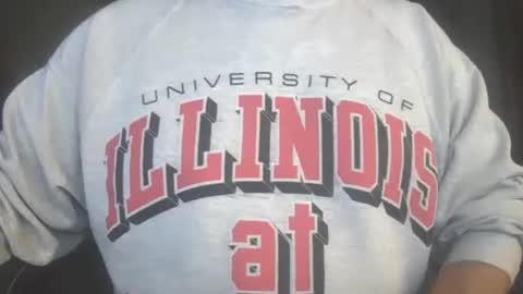 Snapshot of il_undercover chatting on October 21, 10:38 am il_undercover online show from October 21, 10:38 am