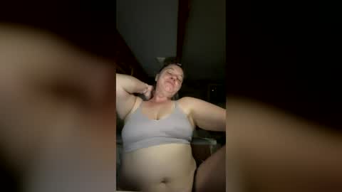 Snapshot of ilanamumma chatting on June 23, 1:58 am ilanamumma online show from June 23, 1:58 am
