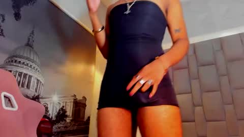 Snapshot of ile_matamba chatting on November 6, 5:03 pm ile_matamba online show from November 6, 5:03 pm