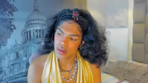 Snapshot of ile_matamba chatting on November 16, 12:33 pm ile_matamba online show from November 16, 12:33 pm