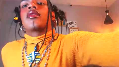 Snapshot of ile_matamba chatting on November 26, 2:45 am ile_matamba online show from November 26, 2:45 am