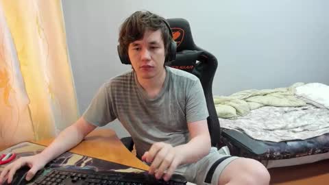 iliaskris online show from September 18, 3:30 am