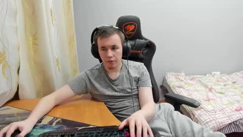 iliaskris online show from November 25, 3:39 am