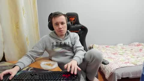 iliaskris online show from December 1, 4:23 pm