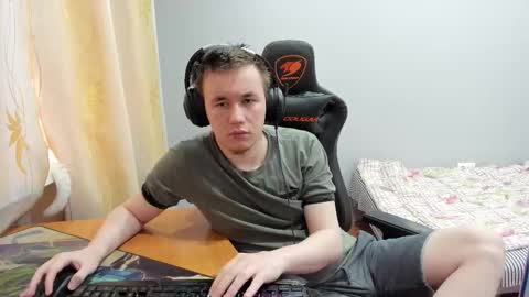 iliaskris online show from December 4, 5:39 am