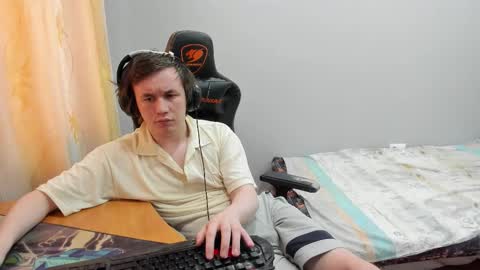 iliaskris online show from February 21, 12:39 pm