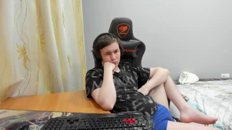 iliaskris online show from April 5, 3:53 pm