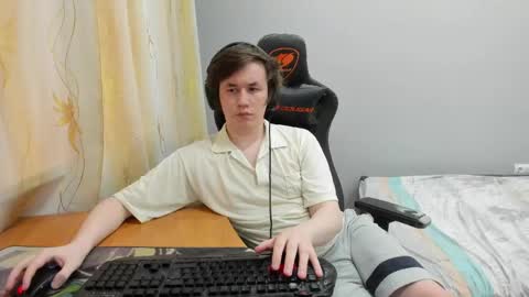 iliaskris online show from April 18, 3:16 pm