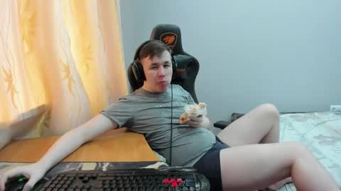 iliaskris online show from April 22, 10:06 am