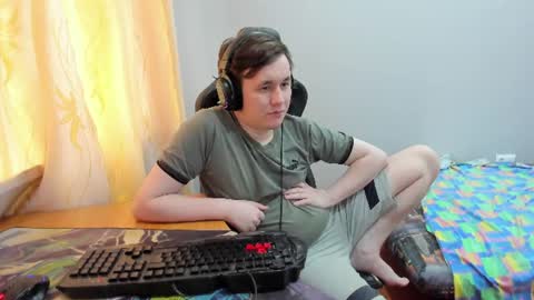 iliaskris online show from July 19, 2:43 pm