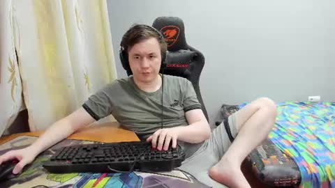 iliaskris online show from July 20, 10:56 pm