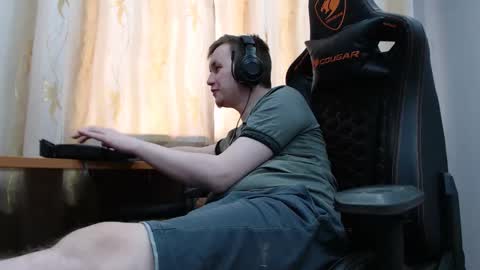 lord online show from November 13, 9:08 am