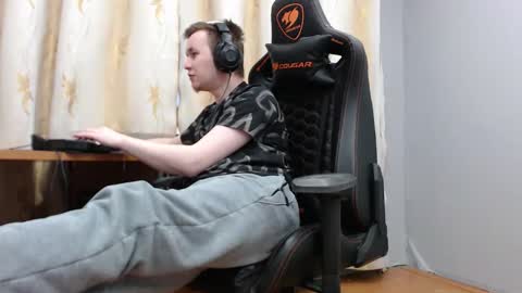 lord online show from November 19, 4:34 am