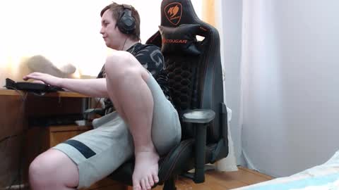 lord online show from February 6, 7:12 am