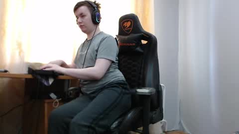 lord online show from June 7, 12:42 pm