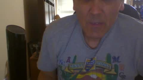 Snapshot of ilike2expose chatting on February 2, 5:04 pm ilike2expose online show from February 2, 5:04 pm