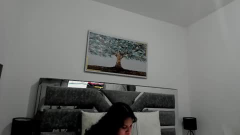 ILY   online show from November 5, 11:27 pm