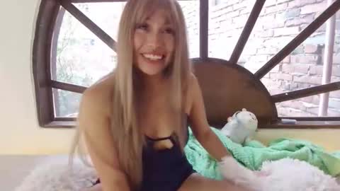 ILAYNA Independient model online show from February 17, 6:36 pm