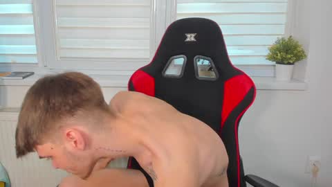 D-Illusion online show from December 16, 11:55 am