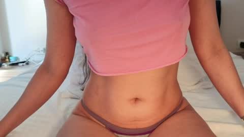 Snapshot of ilona4u chatting on May 12, 12:24 pm ilona4u online show from May 12, 12:24 pm