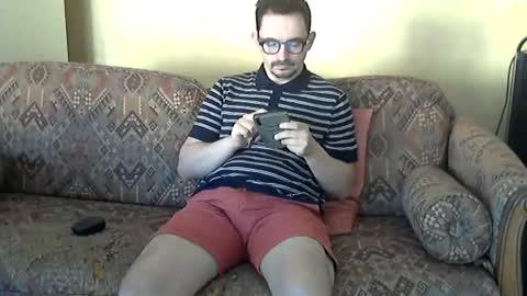 Snapshot of ilovecuteguy79 chatting on June 18, 4:57 am ilovecuteguy79 online show from June 18, 4:57 am