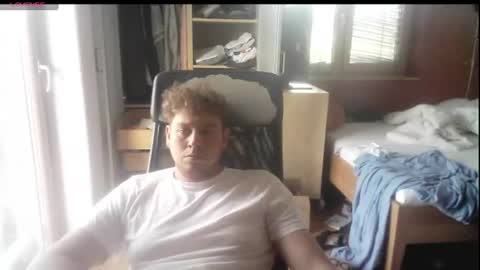 iloveyoutoo2000 online show from July 5, 11:17 am