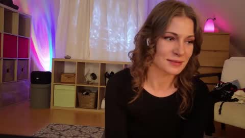 ilucyme online show from January 7, 7:28 pm