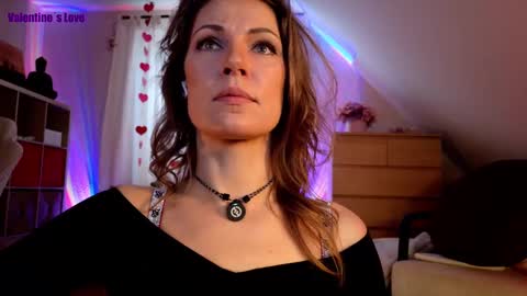 ilucyme online show from February 15, 2:00 pm