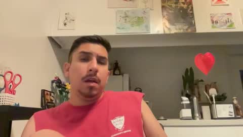 iluvmickyds online show from April 19, 12:15 pm