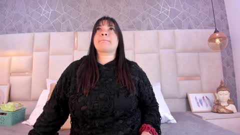 Snapshot of im_alaya chatting on January 5, 9:57 pm Alaya online show from January 5, 9:57 pm