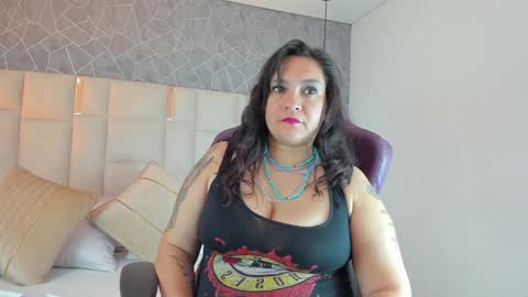 Snapshot of im_alaya chatting on February 5, 8:35 pm Alaya online show from February 5, 8:35 pm