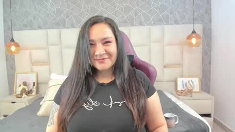 Snapshot of im_alaya chatting on September 24, 3:54 am Alaya online show from September 24, 3:54 am