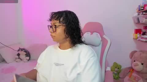 Snapshot of im_angels7 chatting on September 29, 2:49 am Angela online show from September 29, 2:49 am