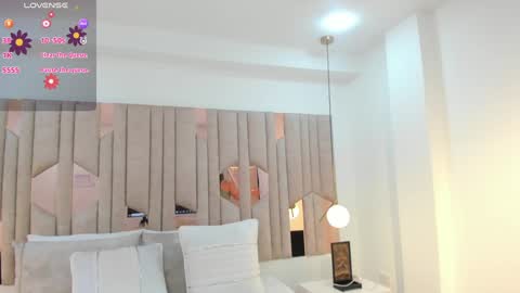 Snapshot of im_dalhia chatting on January 27, 10:06 pm DAHLIA online show from January 27, 10:06 pm