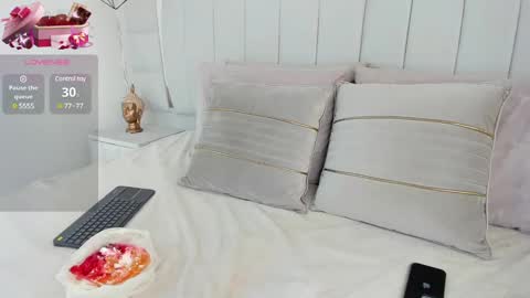 Snapshot of im_dalhia chatting on February 21, 8:27 pm DAHLIA online show from February 21, 8:27 pm