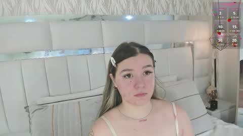 Snapshot of im_dalhia chatting on September 9, 8:52 pm DAHLIA online show from September 9, 8:52 pm