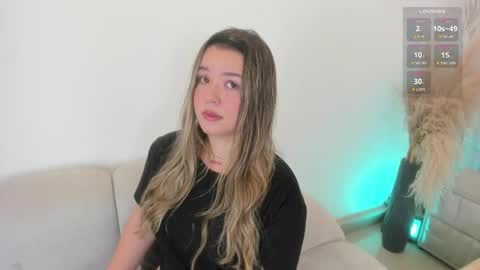 DAHLIA online show from April 8, 8:53 pm