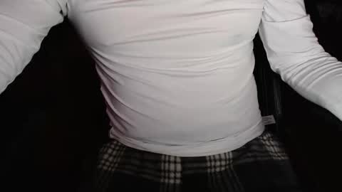 im_dave21 online show from April 22, 9:33 am