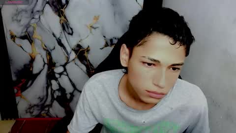 im_david01 online show from February 18, 1:18 pm