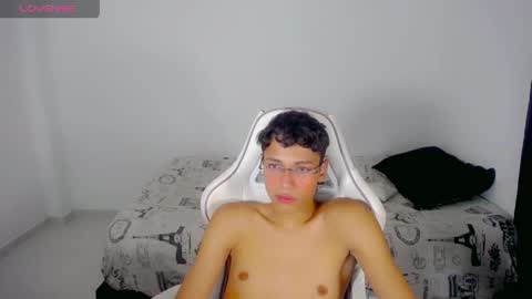 Snapshot of im_david01 chatting on May 21, 11:34 pm im_david01 online show from May 21, 11:34 pm