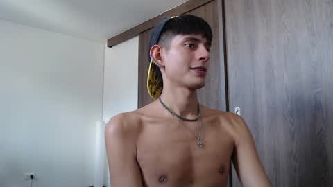 Davo online show from December 5, 7:06 pm