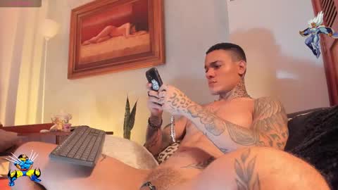 im_dominike online show from November 6, 6:53 pm