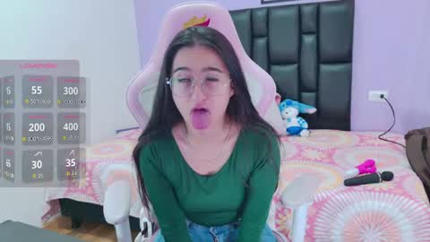 Eliza online show from April 18, 10:52 am