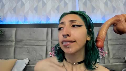  Im Gaia online show from January 23, 4:48 pm