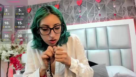  Im Gaia online show from February 20, 1:19 pm