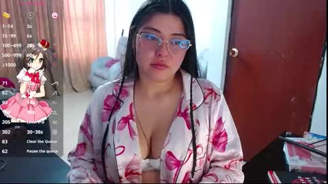 Hanna online show from October 15, 7:36 pm