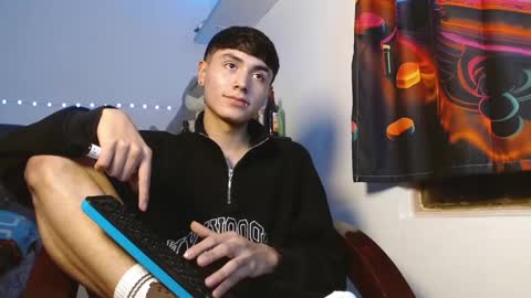 im_juanda online show from December 14, 4:56 am