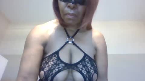 Snapshot of im_laa30z chatting on December 9, 2:39 pm weet exy Cougar online show from December 9, 2:39 pm