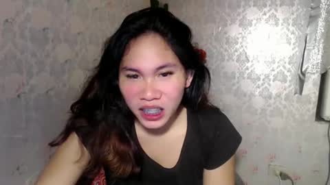 Snapshot of im_love_one69 chatting on November 11, 6:30 pm im_love_one69 online show from November 11, 6:30 pm